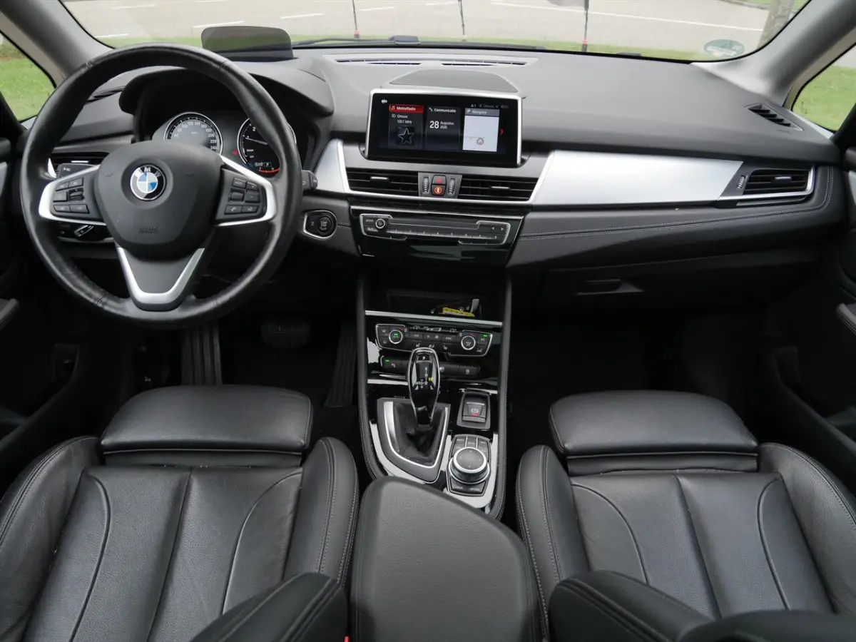 218ia Automaat High Executive Luxury Edition | Panoramadak | HiFi | Camera |