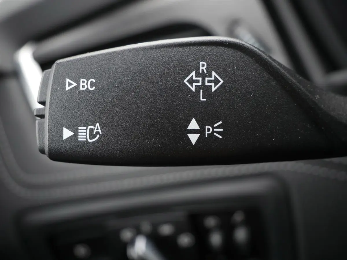 218ia Automaat High Executive Luxury Edition | Panoramadak | HiFi | Camera |