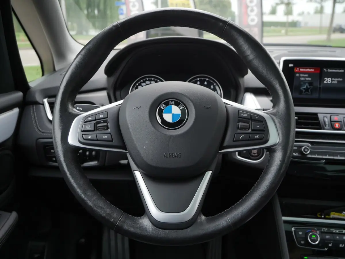 218ia Automaat High Executive Luxury Edition | Panoramadak | HiFi | Camera |