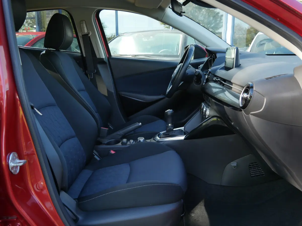 1.5 Skyactiv-G GT-M Sport Line | Stoelverwarming | Privacy | 16" LM velgen |