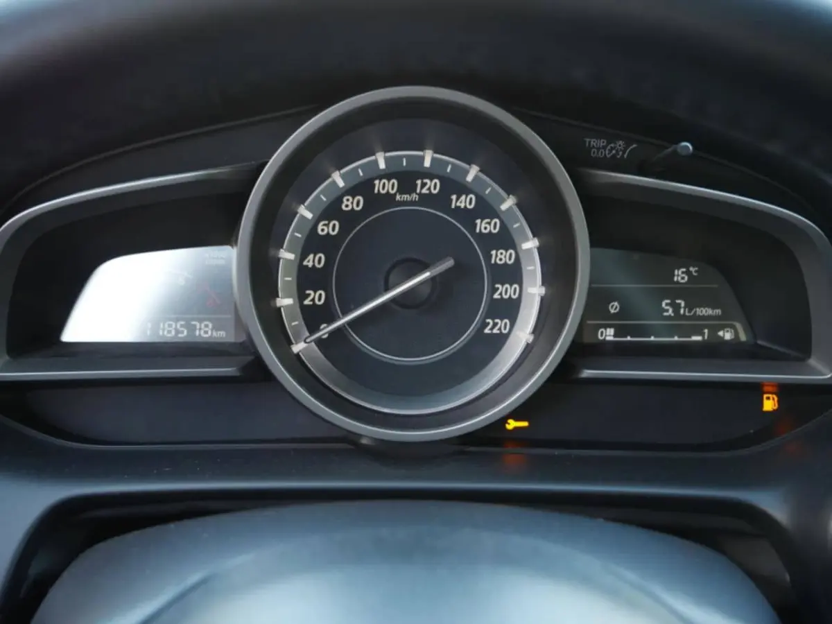 1.5 Skyactiv-G GT-M Sport Line | Stoelverwarming | Privacy | 16" LM velgen |