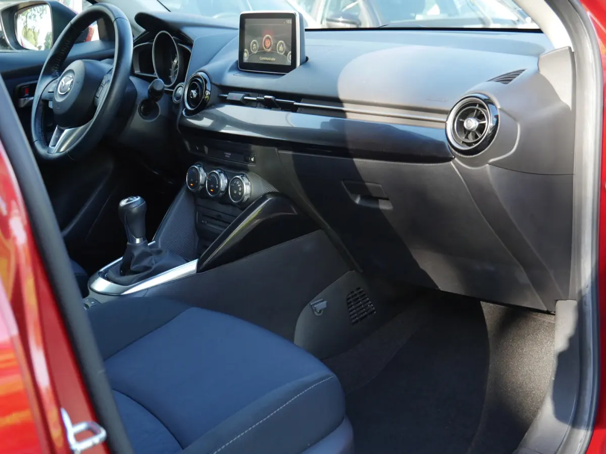 1.5 Skyactiv-G GT-M Sport Line | Stoelverwarming | Privacy | 16" LM velgen |