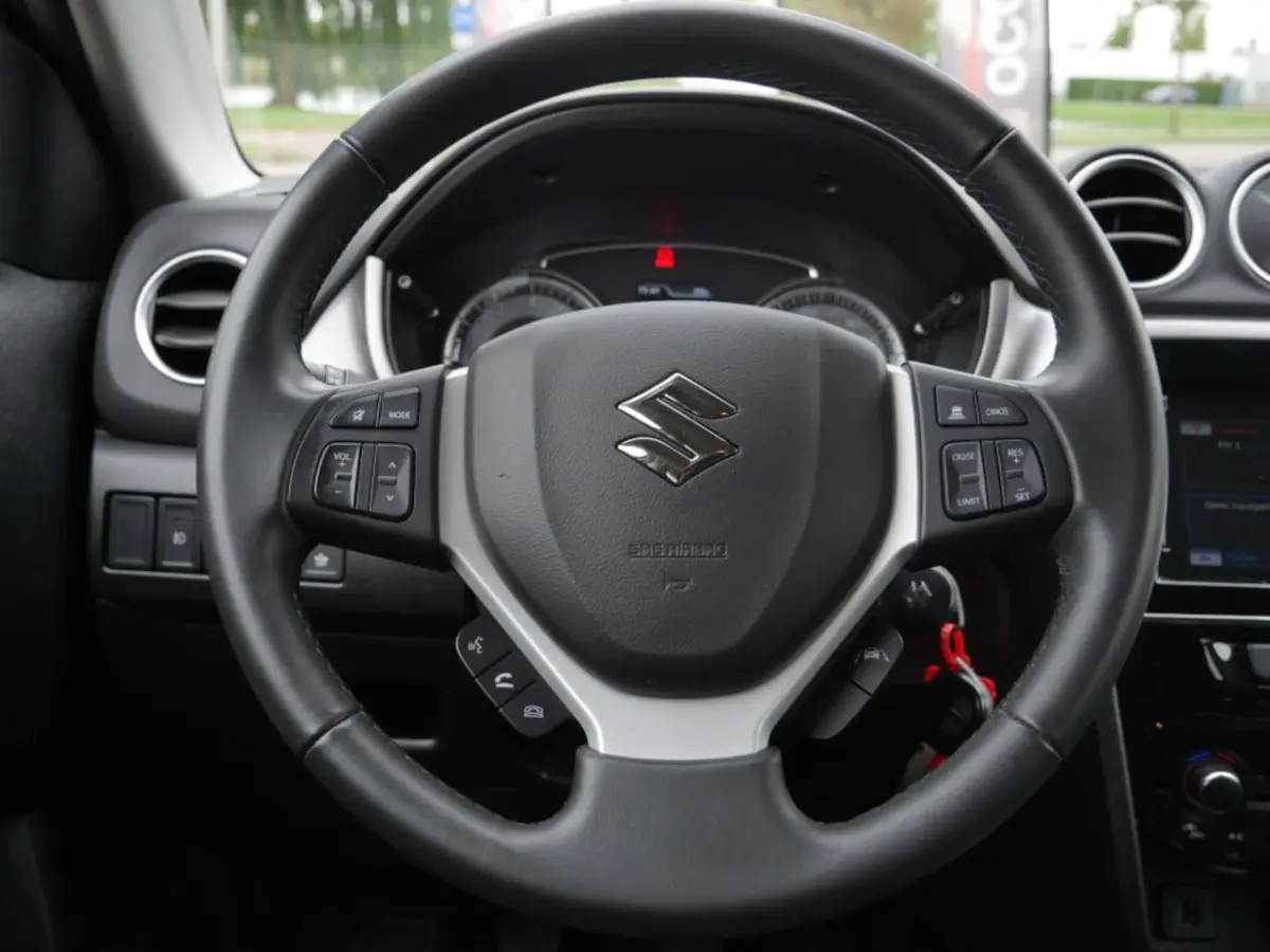 1.4 Boosterjet Select Smart Hybrid