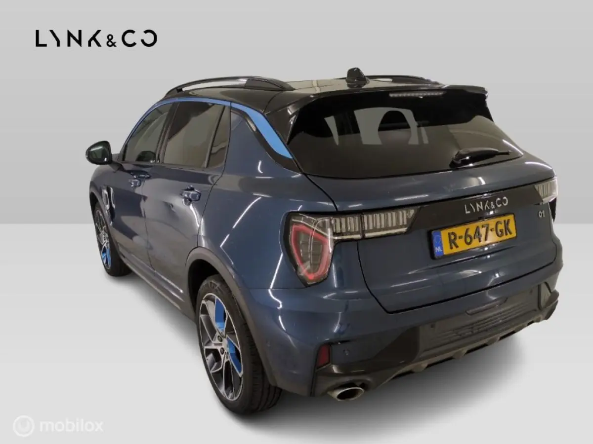 - 1.5 261PK Plug-in Hybrid, Pano, 360 Camera , Apple Carplay✅NL AUTO
