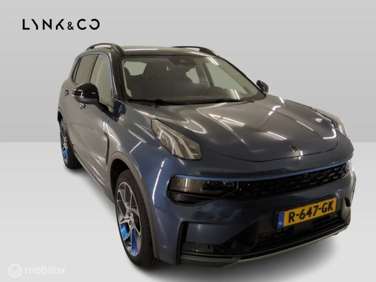 - 1.5 261PK Plug-in Hybrid, Pano, 360 Camera , Apple Carplay✅NL AUTO