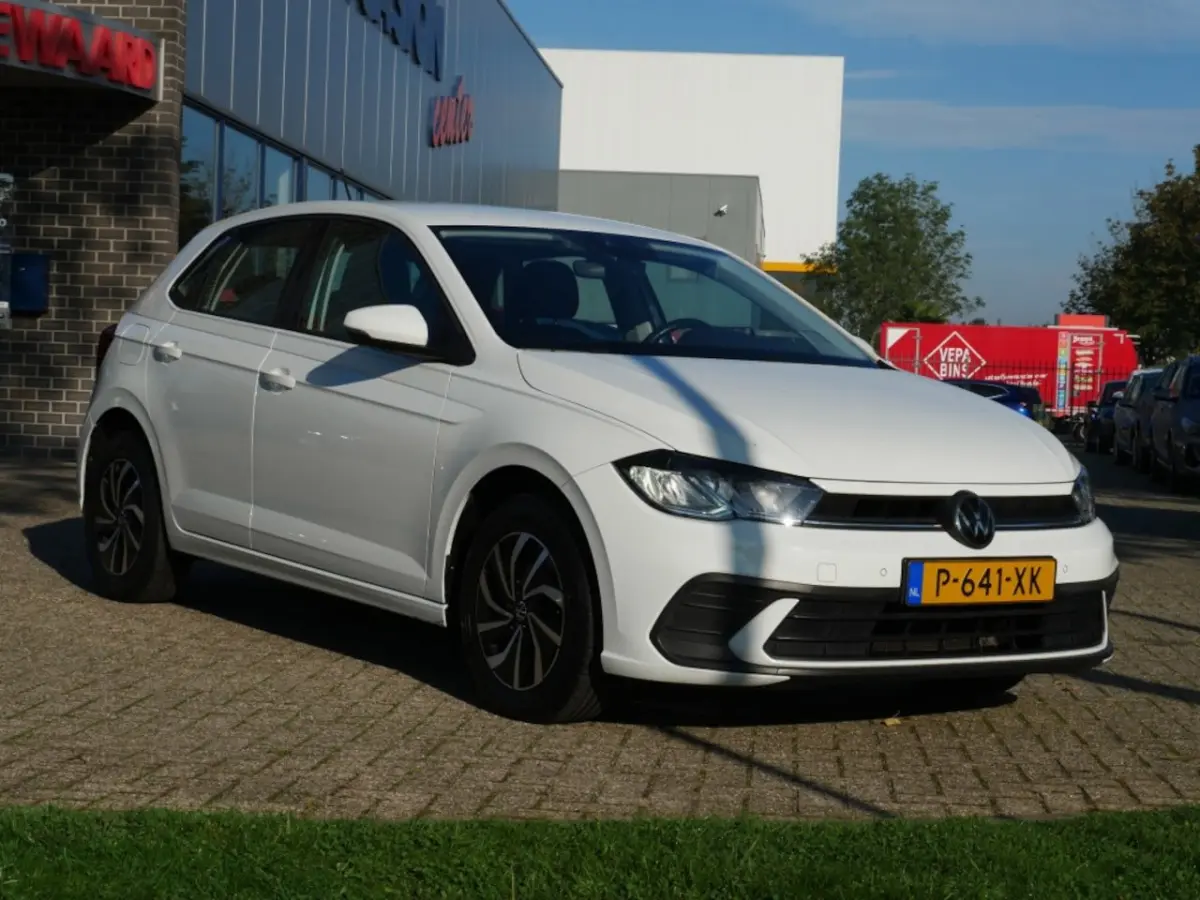 1.0 TSI Life Business