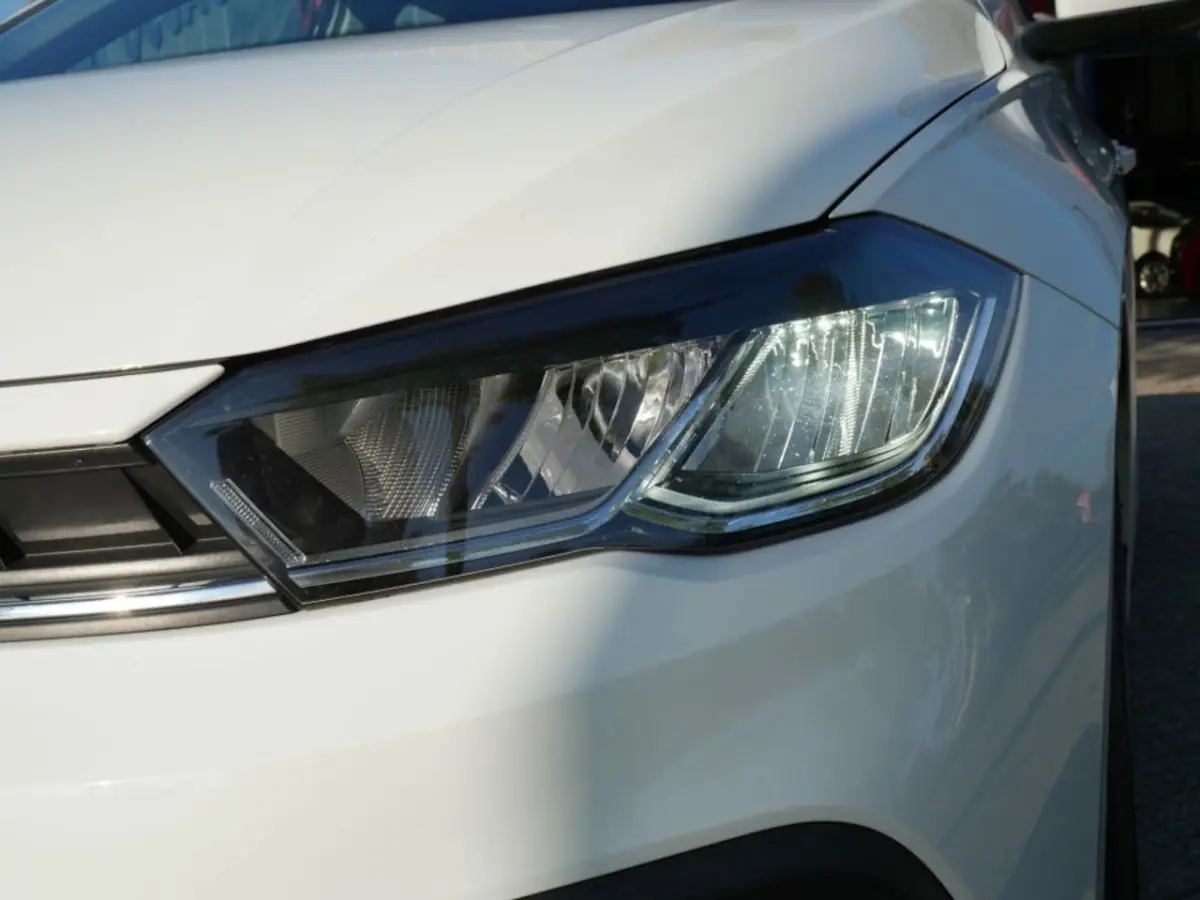 1.0 TSI Life Business