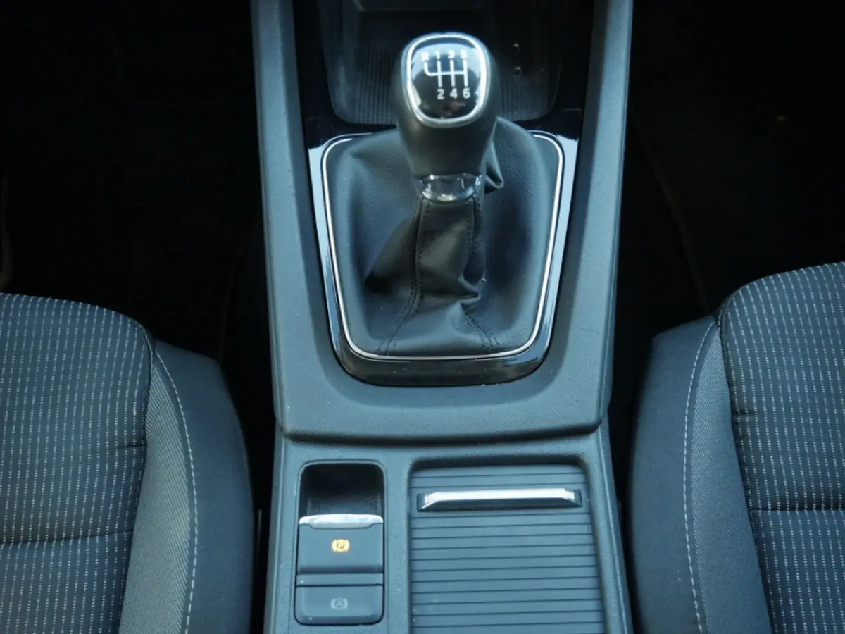 1.0 TSI Business Edition