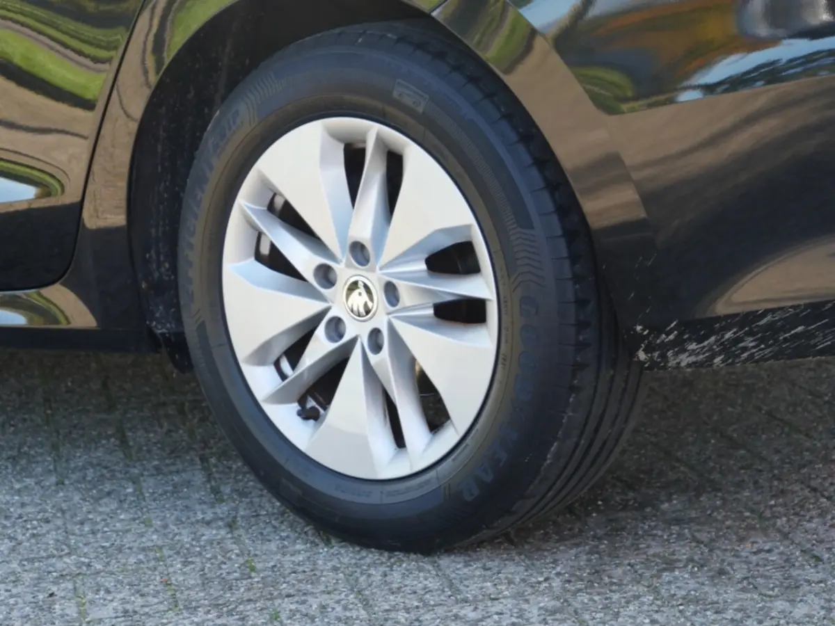 1.0 TSI Business Edition