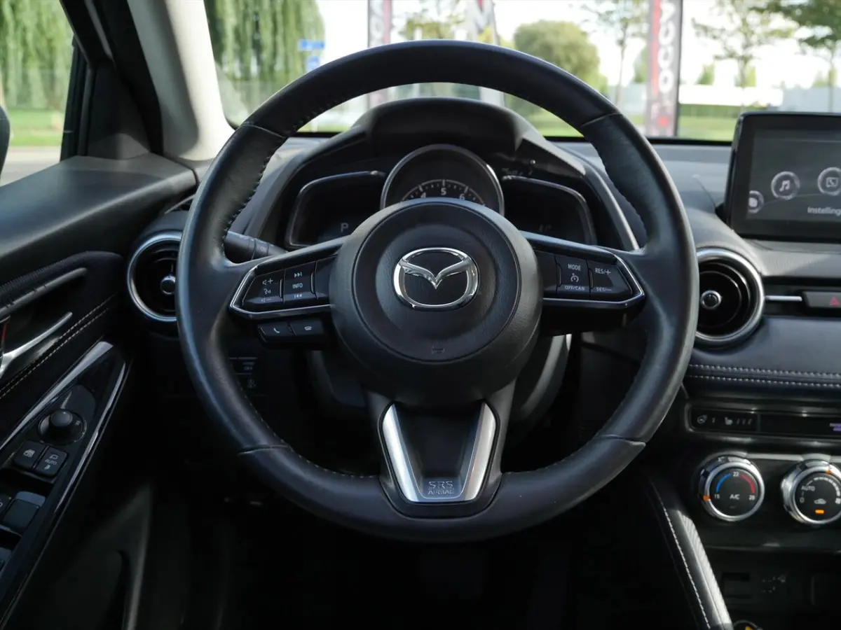 1.5 Skyactiv-G Signature Automaat