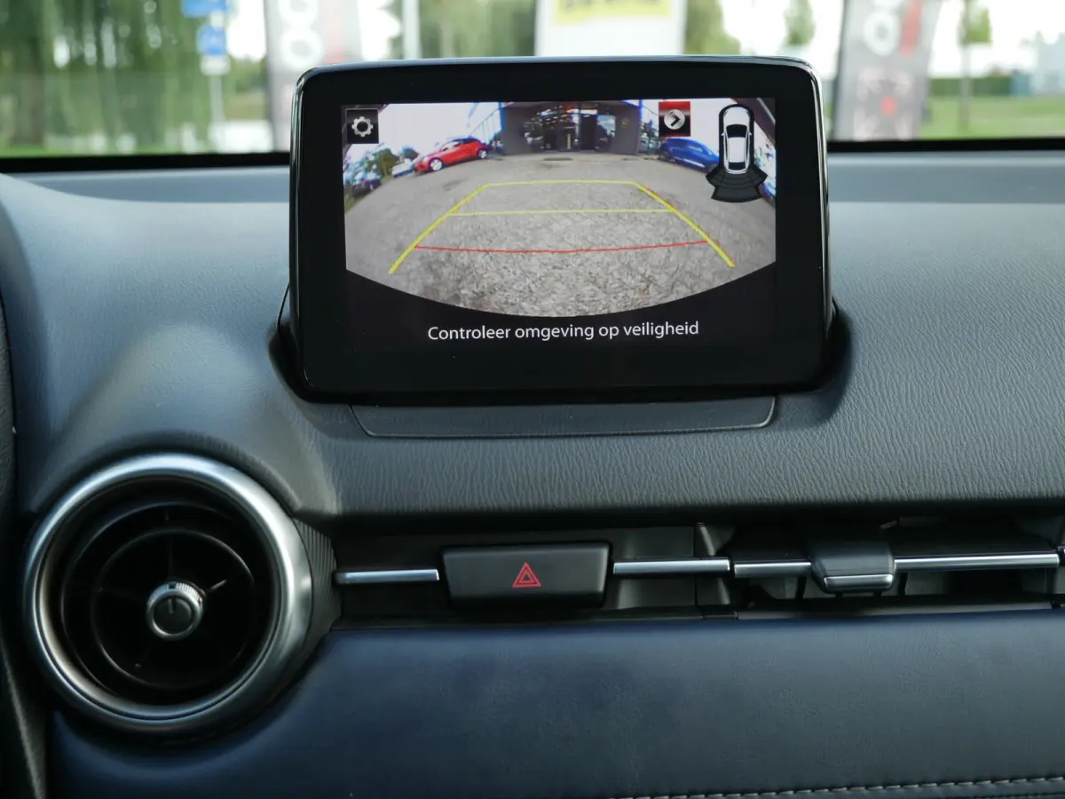 1.5 Skyactiv-G Signature Automaat