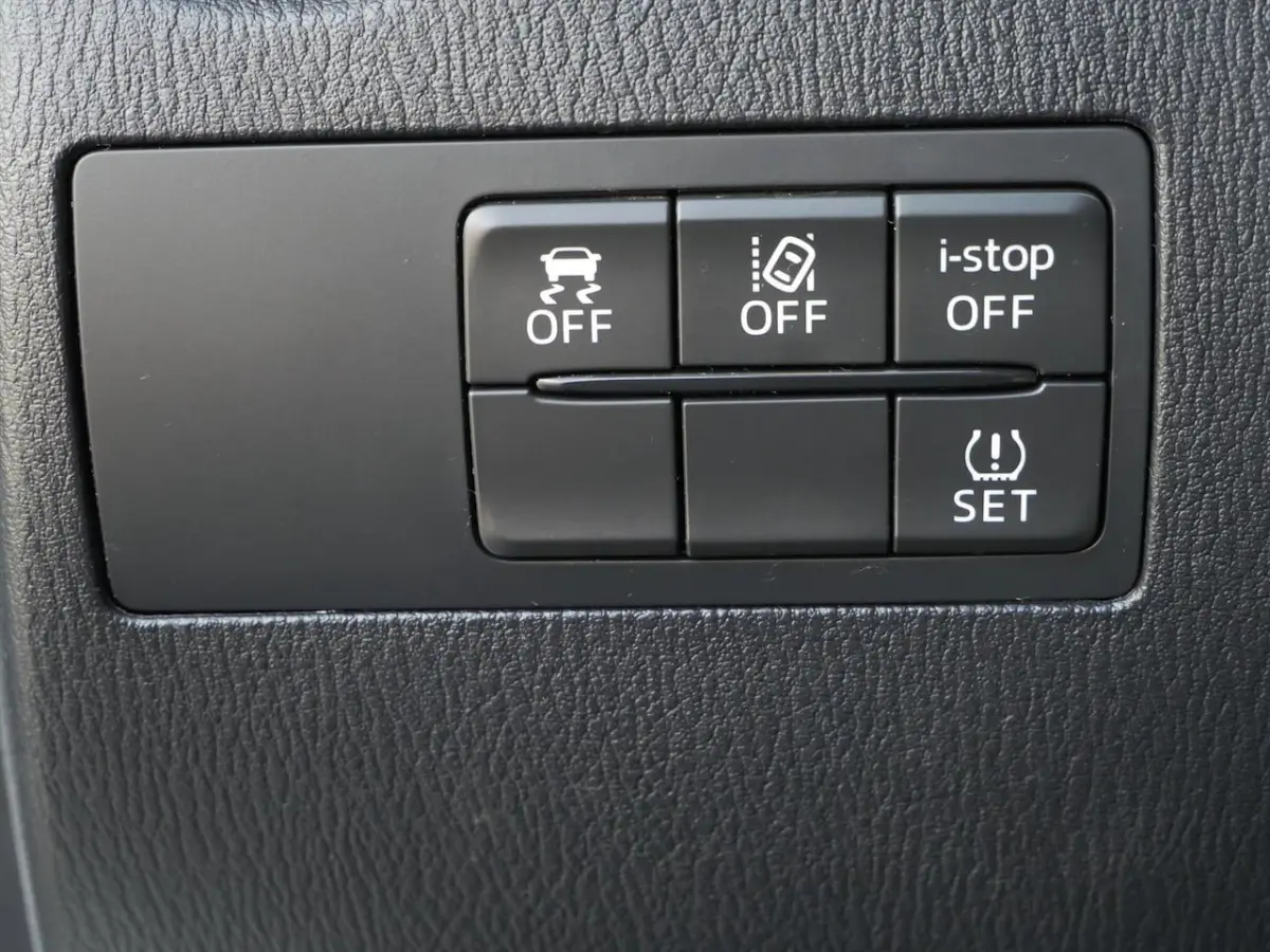 1.5 Skyactiv-G Signature Automaat