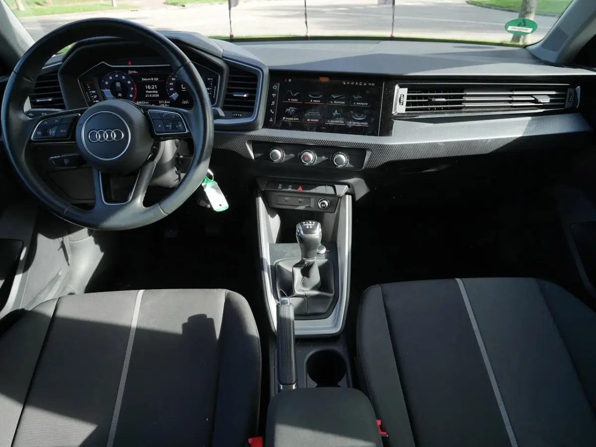 25 TFSI Epic Sport | Android Auto/Apple Carplay | Zwart dak |