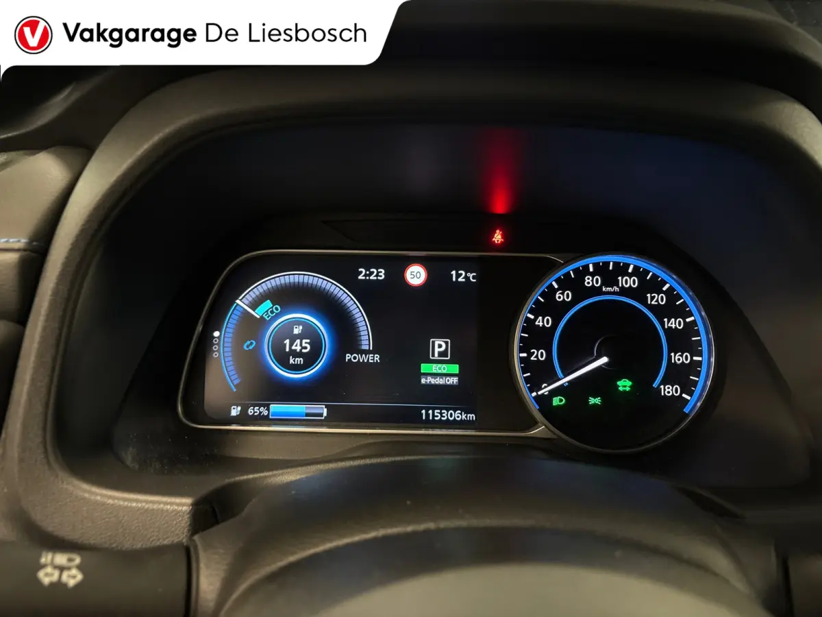 N-Connecta 40 kWh / camera / Navigatie / cruisecontrol /boeken/stoelverw
