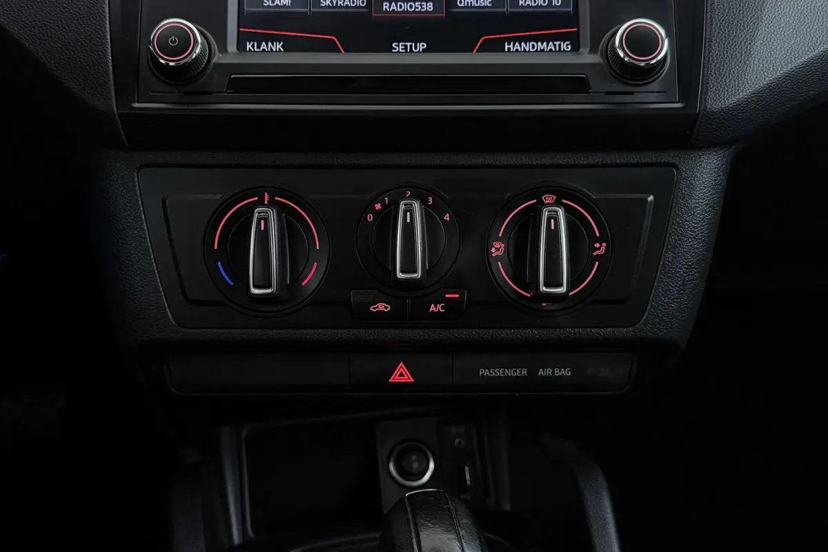 1.0 EcoTSI Style Connect | Org NL | CarPlay | Automaat | 51.000 KM! | Cruise Control |