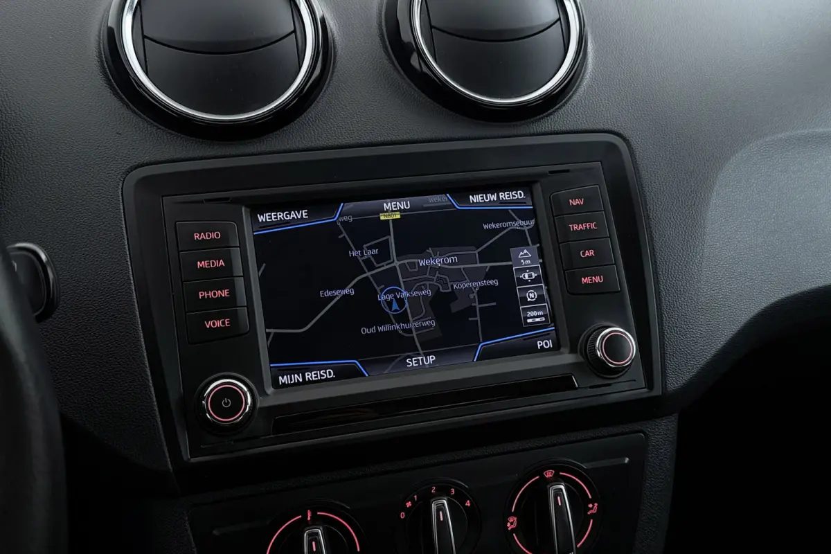 1.0 EcoTSI Style Connect | Org NL | CarPlay | Automaat | 51.000 KM! | Cruise Control |