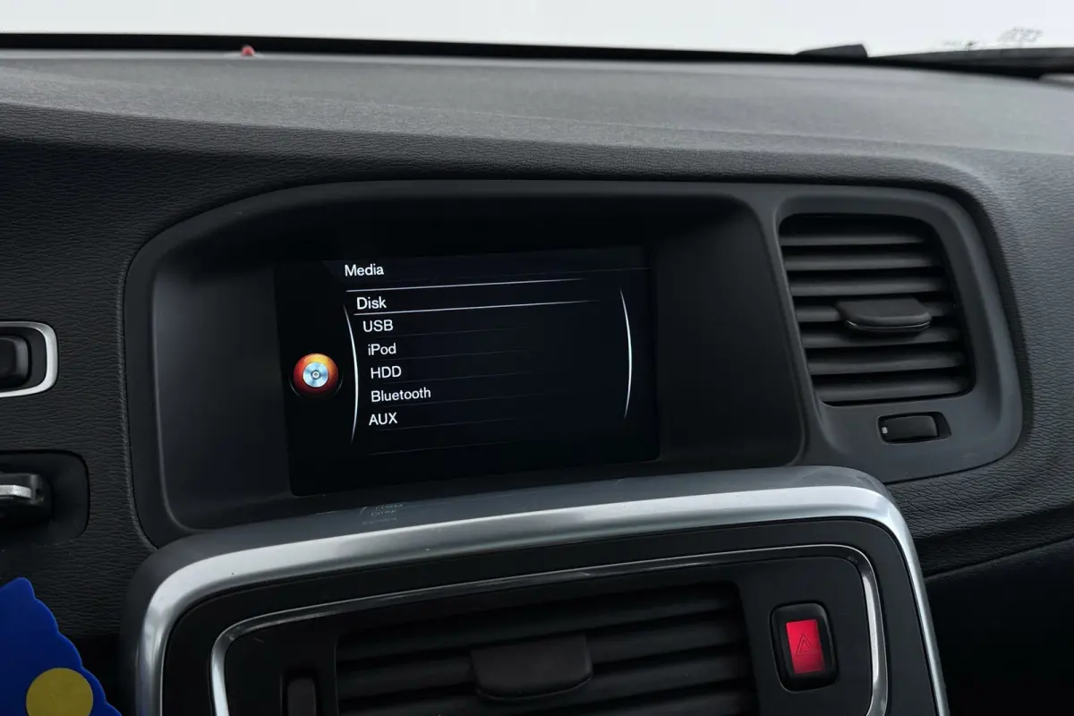 2.0 T4 Nordic+ | Org NL | Schuif-/Kanteldak | Leer | Stoelverwarming | Camera | Cruise Control | Climate Control |