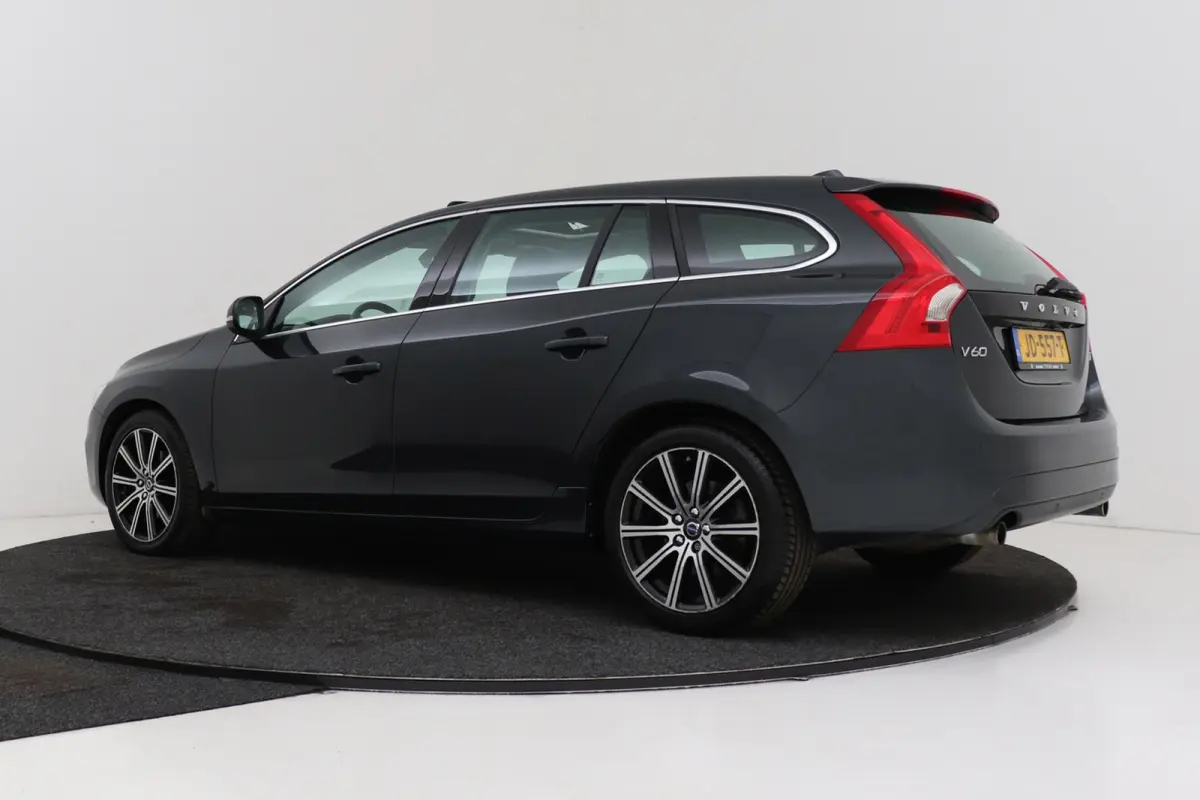 2.0 T4 Nordic+ | Org NL | Schuif-/Kanteldak | Leer | Stoelverwarming | Camera | Cruise Control | Climate Control |