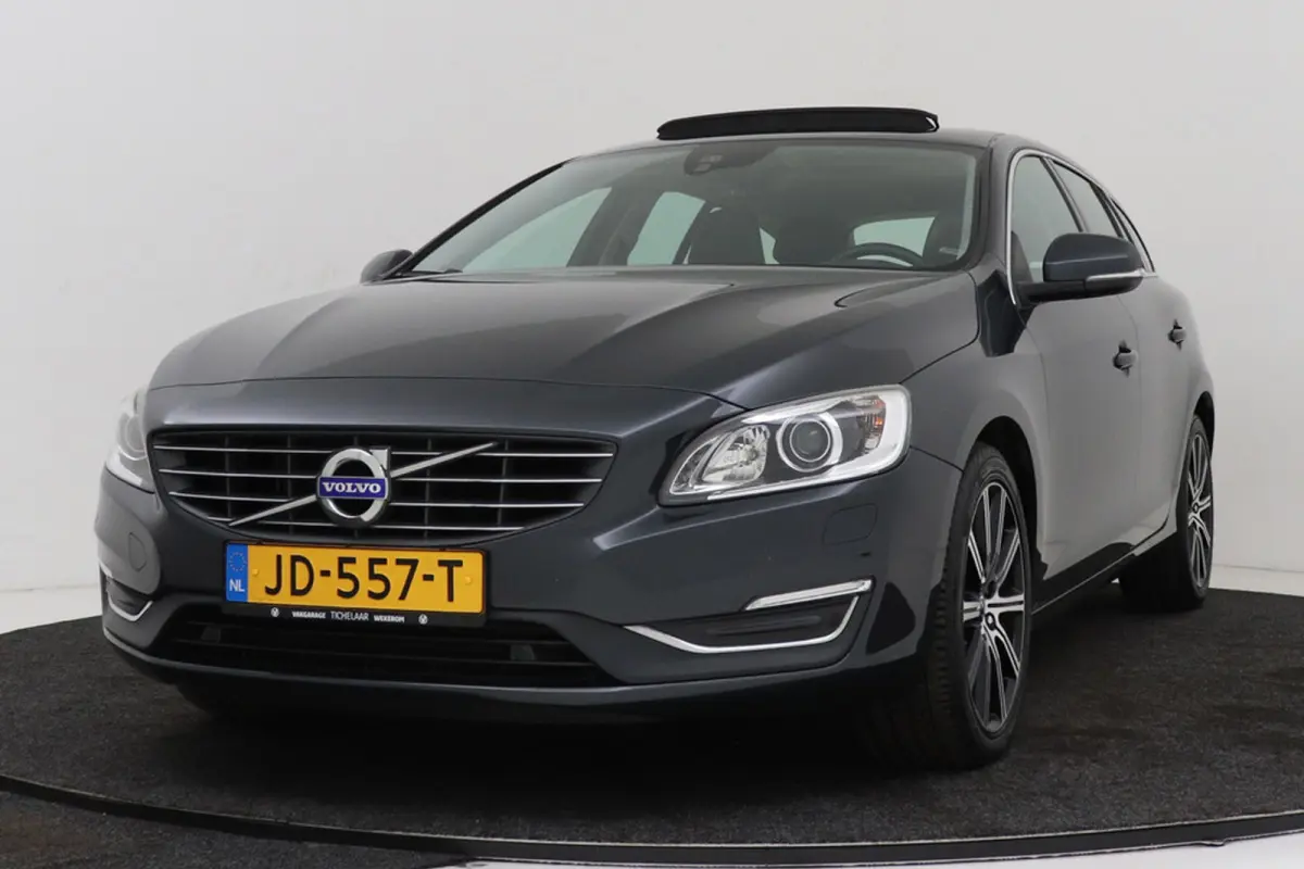 2.0 T4 Nordic+ | Org NL | Schuif-/Kanteldak | Leer | Stoelverwarming | Camera | Cruise Control | Climate Control |