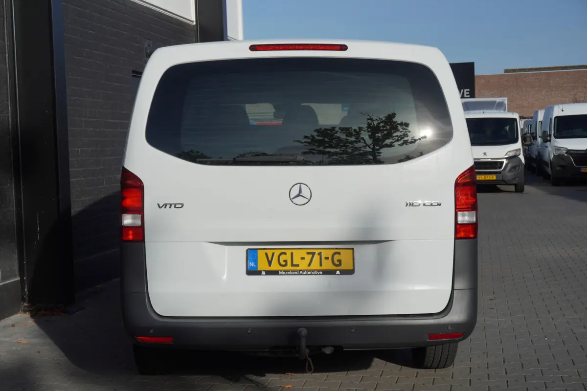 110 CDI Lang Dubbel Cabine EURO 6 - Airco - PDC - NAP - €22.950,- Excl.