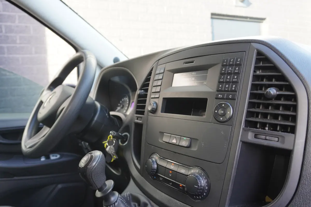 110 CDI Lang Dubbel Cabine EURO 6 - Airco - PDC - NAP - €22.950,- Excl.