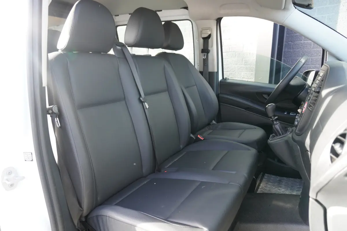 110 CDI Lang Dubbel Cabine EURO 6 - Airco - PDC - NAP - €22.950,- Excl.