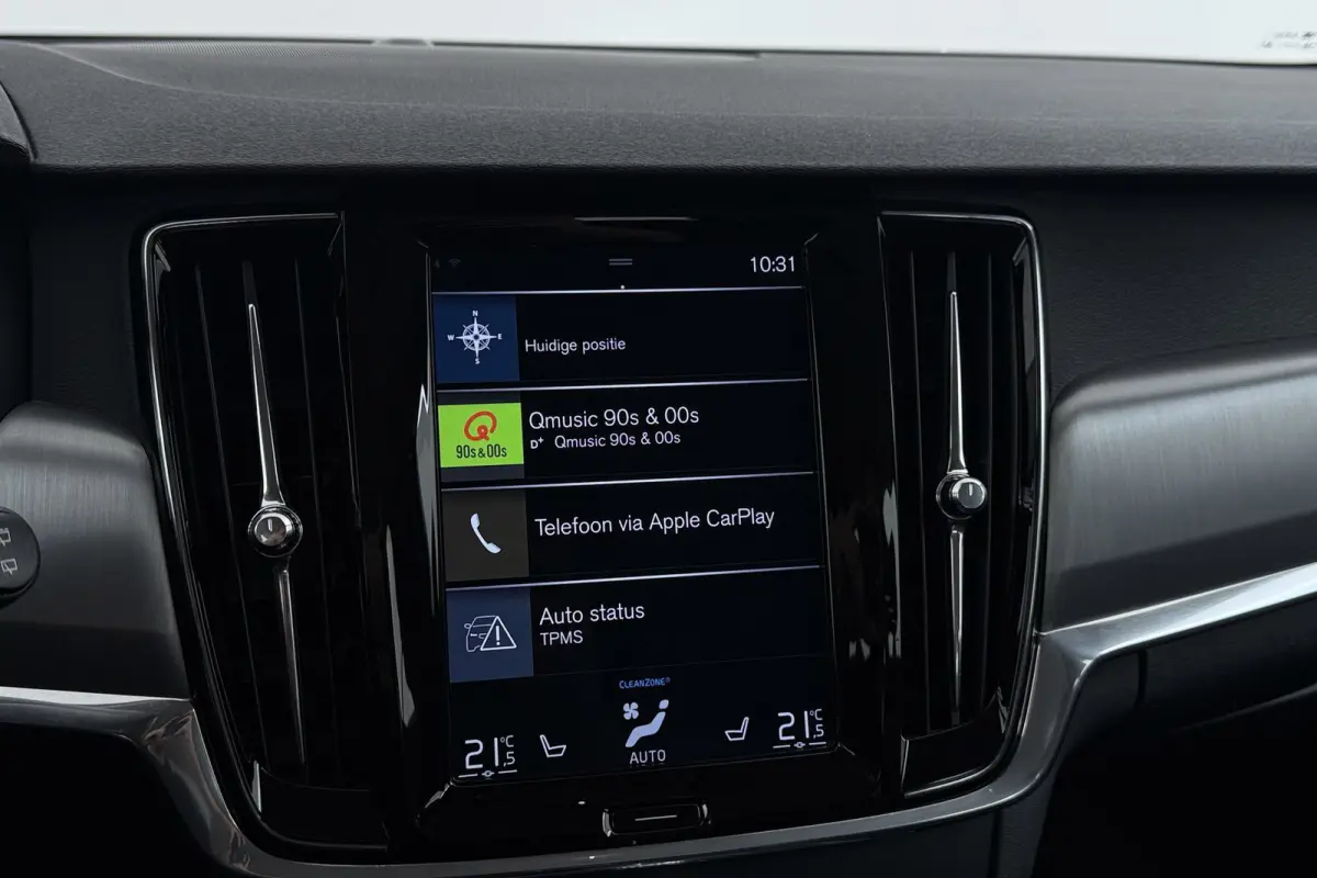 2.0 T5 Pro | Uitklap Trekhaak | Dealer Ond. | Stoelverwarming V+A | CarPlay | Adap. Cruise | Camera |