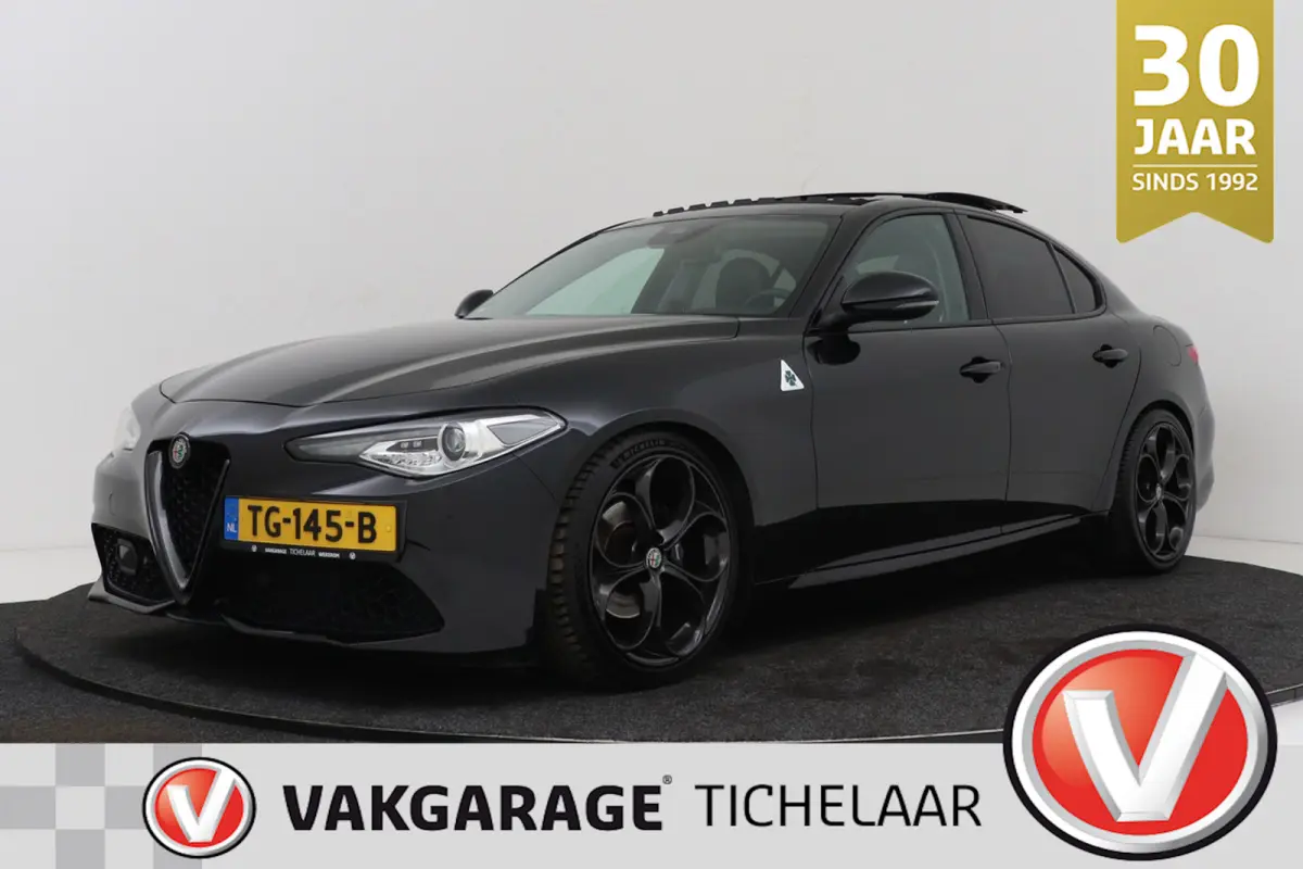 2.0T Super | Panoramadak | CarPlay | Org NL | Harman/Kardon | Stuur-/Stoelverwarming | Breed Navi | Sportstoelen