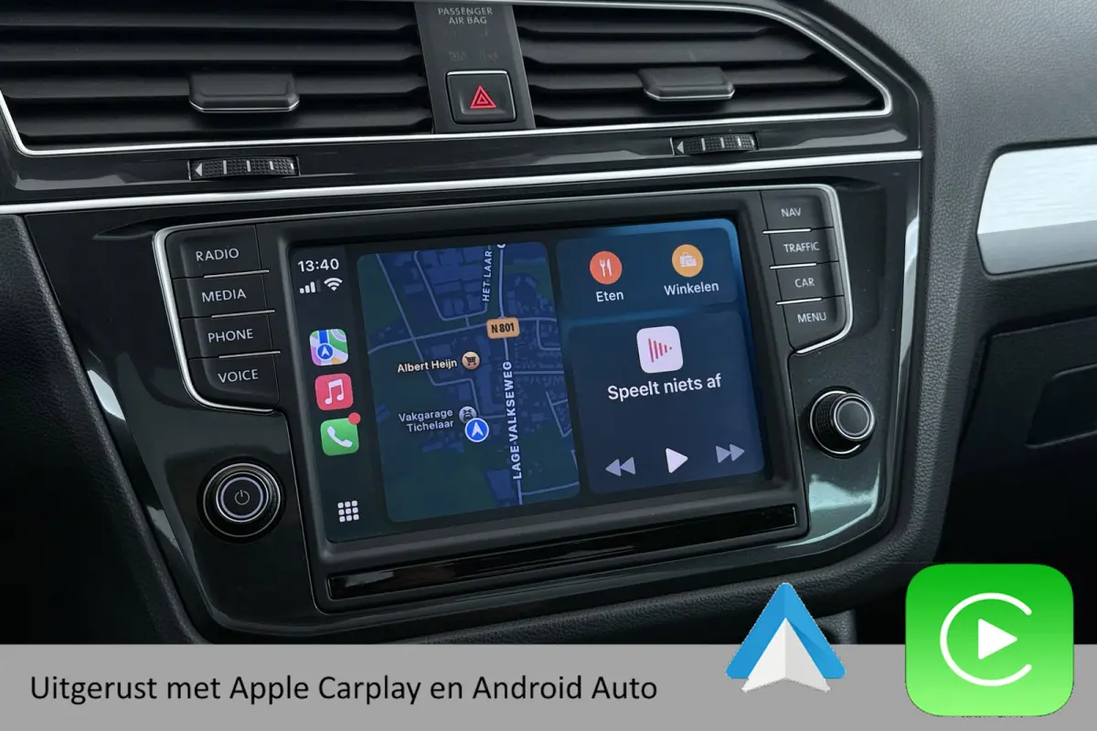 1.4 TSI Connected Series | Uitklap Trekhaak | Panoramadak | Dealer Ond. | CarPlay | Stoelverwarming |