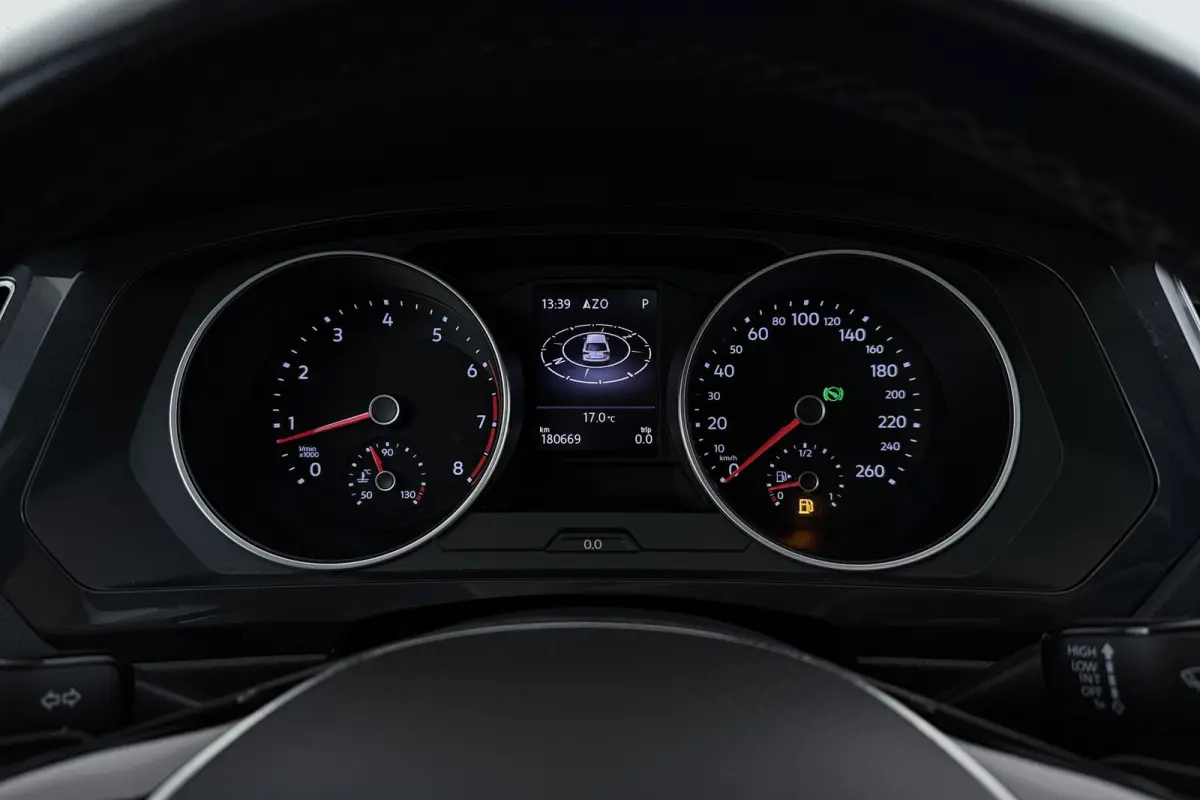 1.4 TSI Connected Series | Uitklap Trekhaak | Panoramadak | Dealer Ond. | CarPlay | Stoelverwarming |