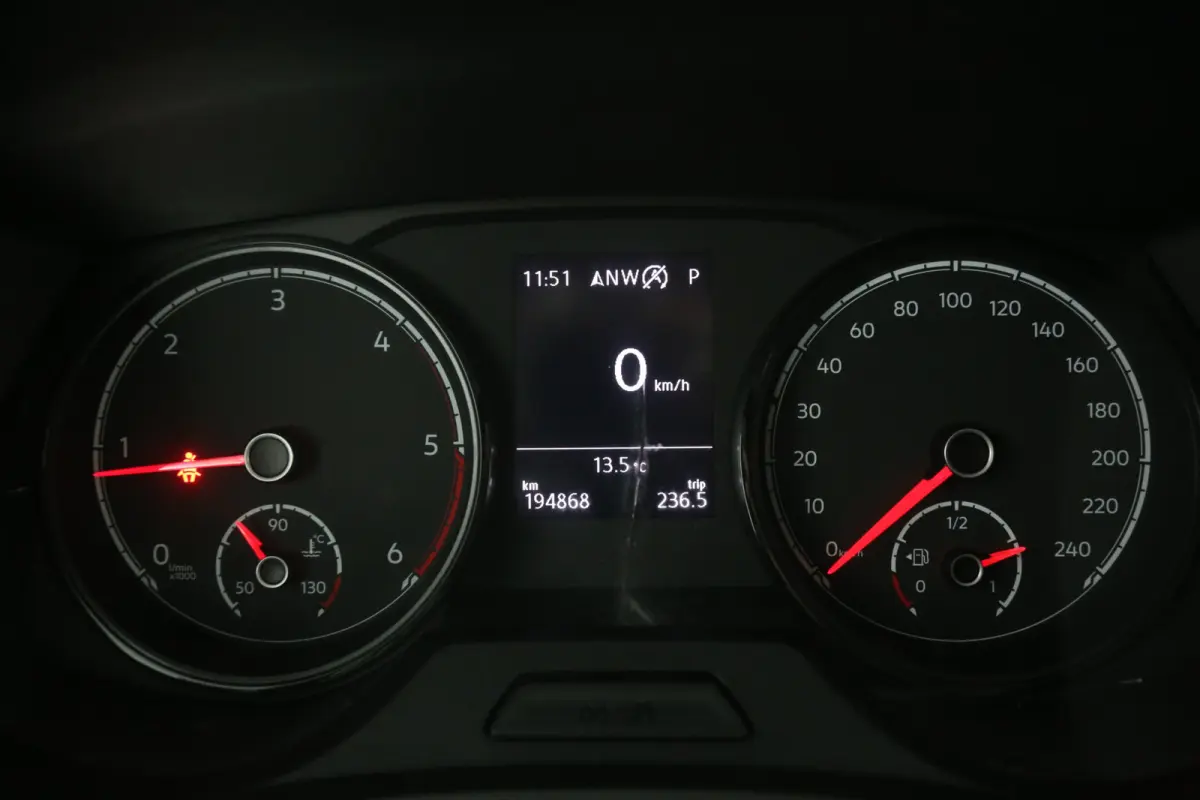 2.0 TDI L2H1 150PK | Dubbele Cabine | Automaat | Airco | Carplay | Trekhaak | Navi