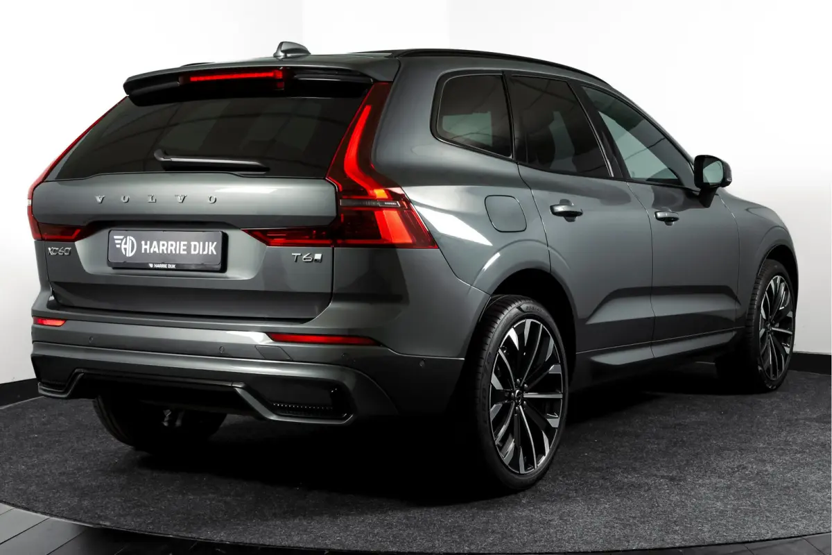 2.0 T6 Plug-in hybrid AWD Ultra Dark | Forest Lake | Adapt. Cruise | Stoel + Stuurverw. |  | 360 Camera | NAV + App. Connect | Elek. Klep | LM 21" | 1267