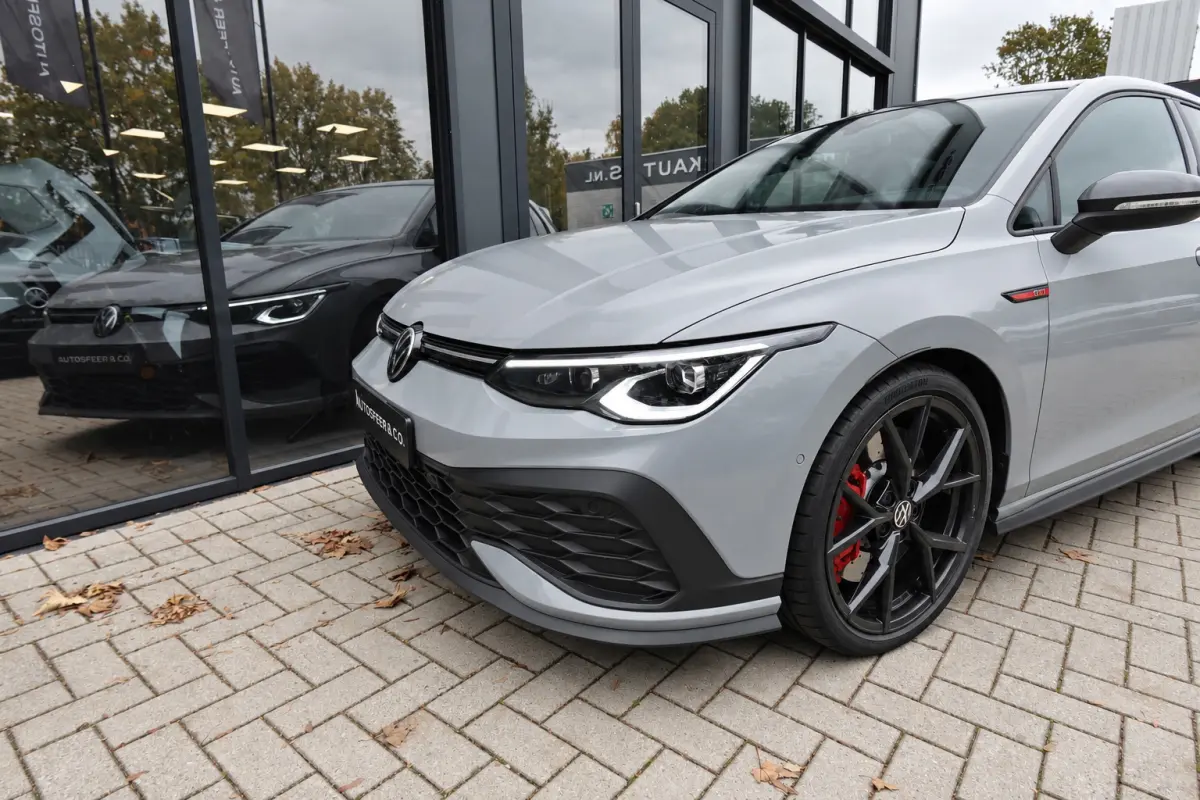 2.0 TSI GTI PANO HARMAN HUD VOL