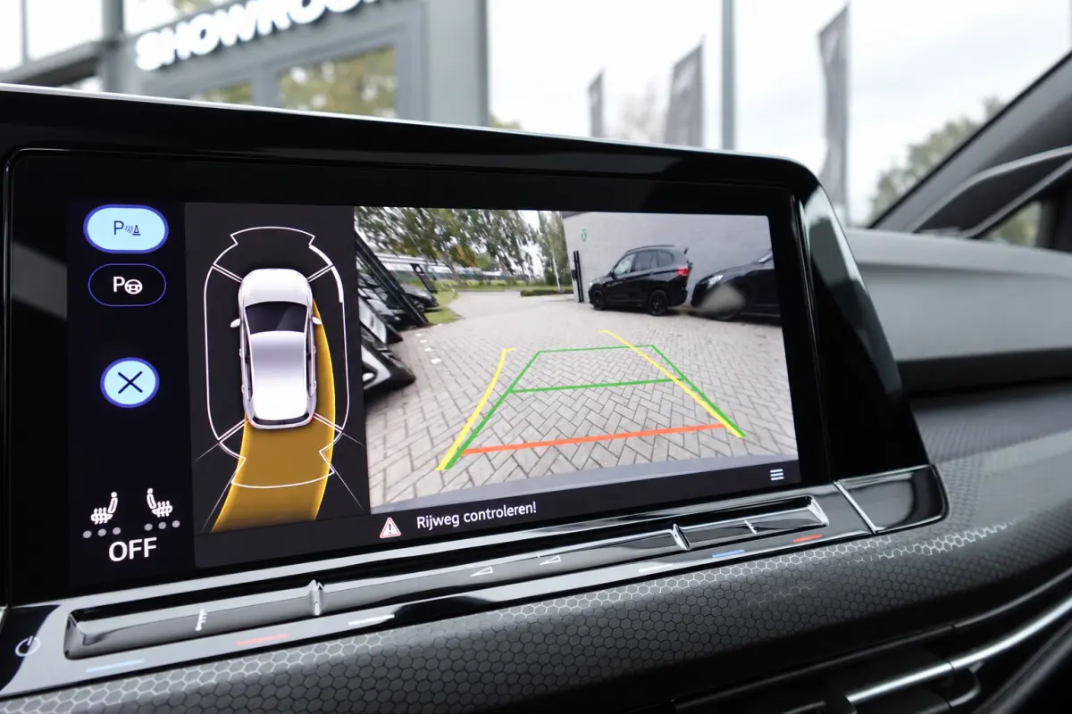 2.0 TSI GTI PANO HARMAN HUD VOL