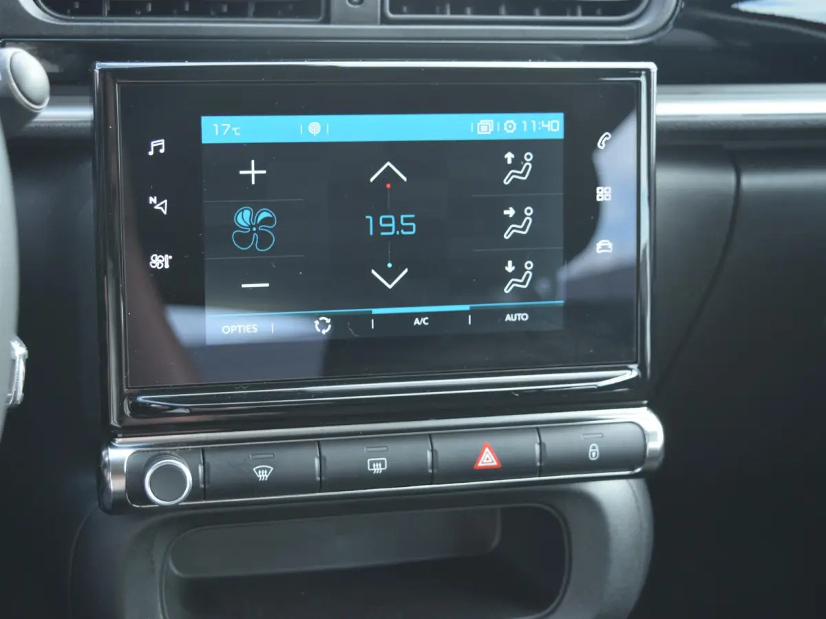 1.2 PureTech Plus l Navigatie l Apple Carplay/Android Autol Parkeerhulp l Cruisecontrol