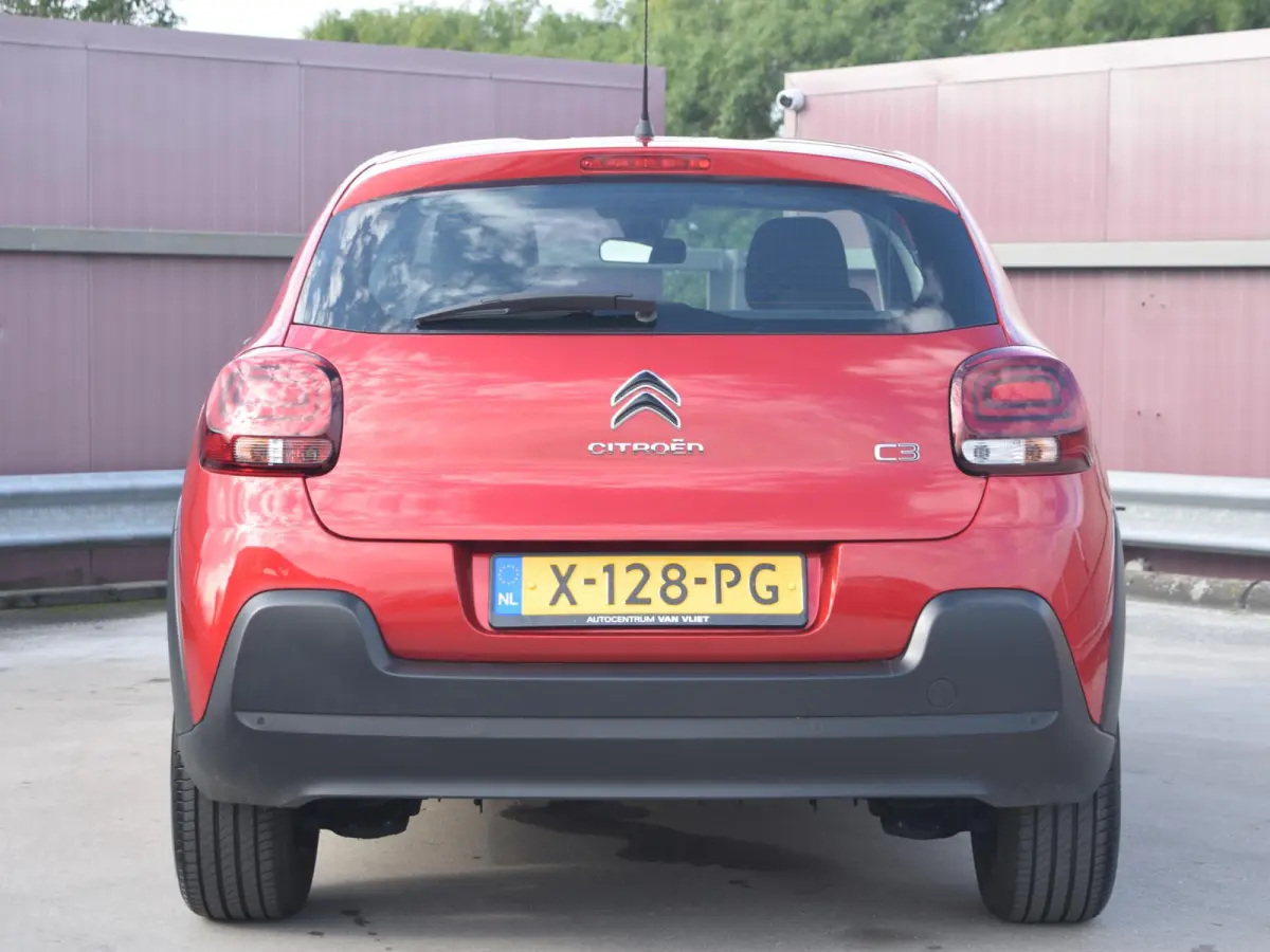 1.2 PureTech Plus l Navigatie l Apple Carplay/Android Autol Parkeerhulp l Cruisecontrol