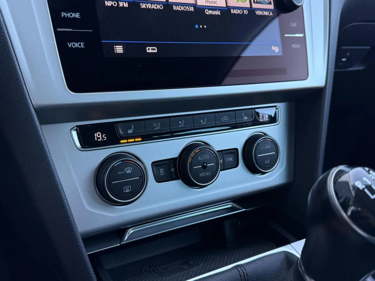 1.4 TSI ACT Highline | Leder | Xenon | CarPlay | Navigatie | Adaptive Cruise | Climate | Stoelverwarming