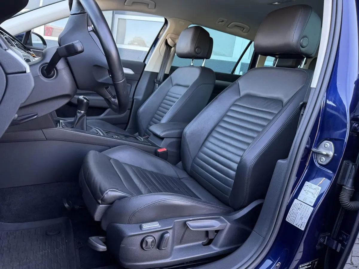1.4 TSI ACT Highline | Leder | Xenon | CarPlay | Navigatie | Adaptive Cruise | Climate | Stoelverwarming