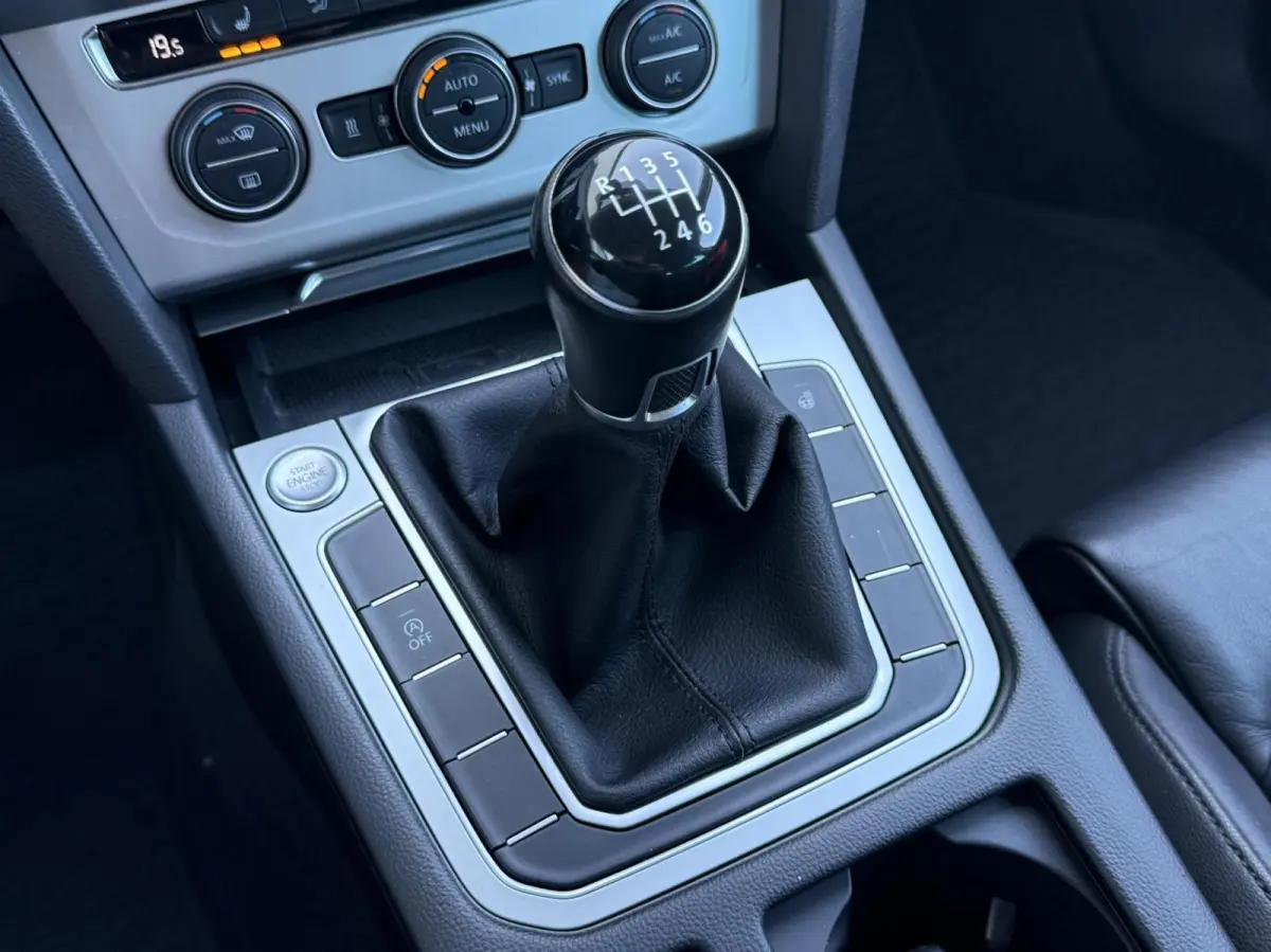 1.4 TSI ACT Highline | Leder | Xenon | CarPlay | Navigatie | Adaptive Cruise | Climate | Stoelverwarming