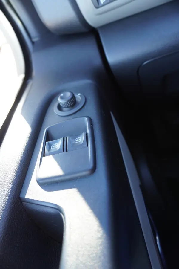 1.6 dCi T29 L2H1 125PK Dubbelcabine Work Edition nr. V174 | Airco | Cruise | Navi