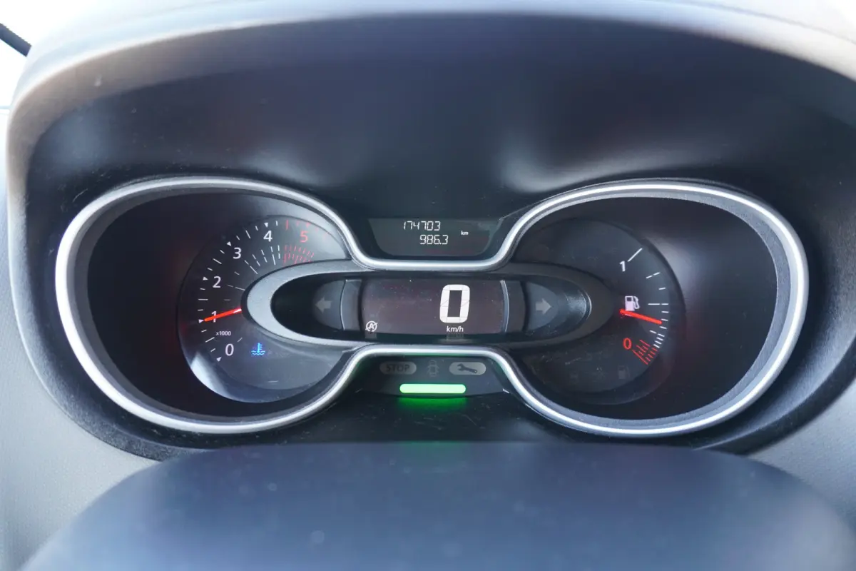 1.6 dCi T29 L2H1 125PK Dubbelcabine Work Edition nr. V174 | Airco | Cruise | Navi