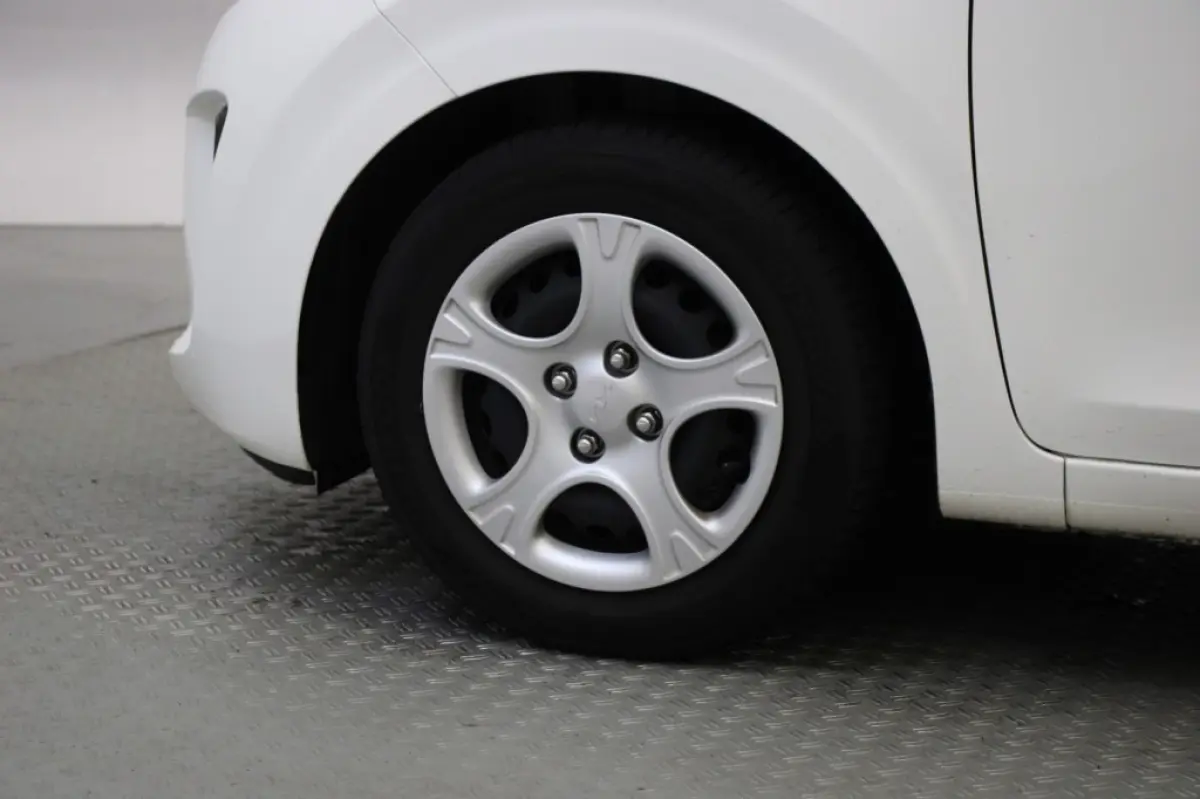 1.0 DPI ComfortLine 5 Deurs - Airco, Cruise