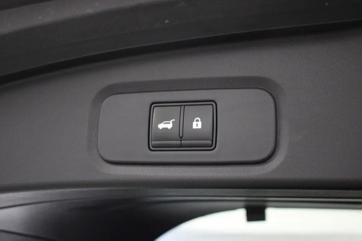 1.3 MHEV Xtronic N-Style - Panoarma, Carplay, Camera, Stoelverw. Afn. Trekhaak