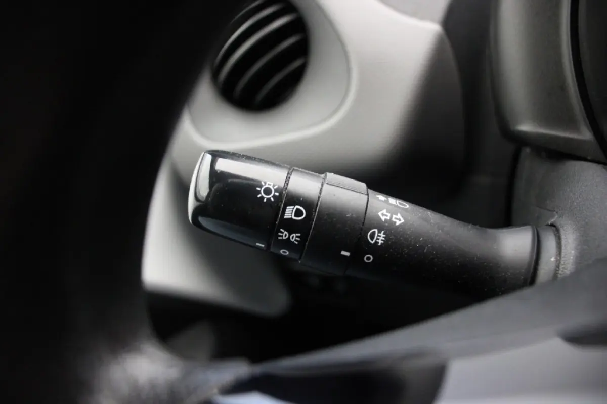 1.0 e-VTi Active 5 Deus - Airco