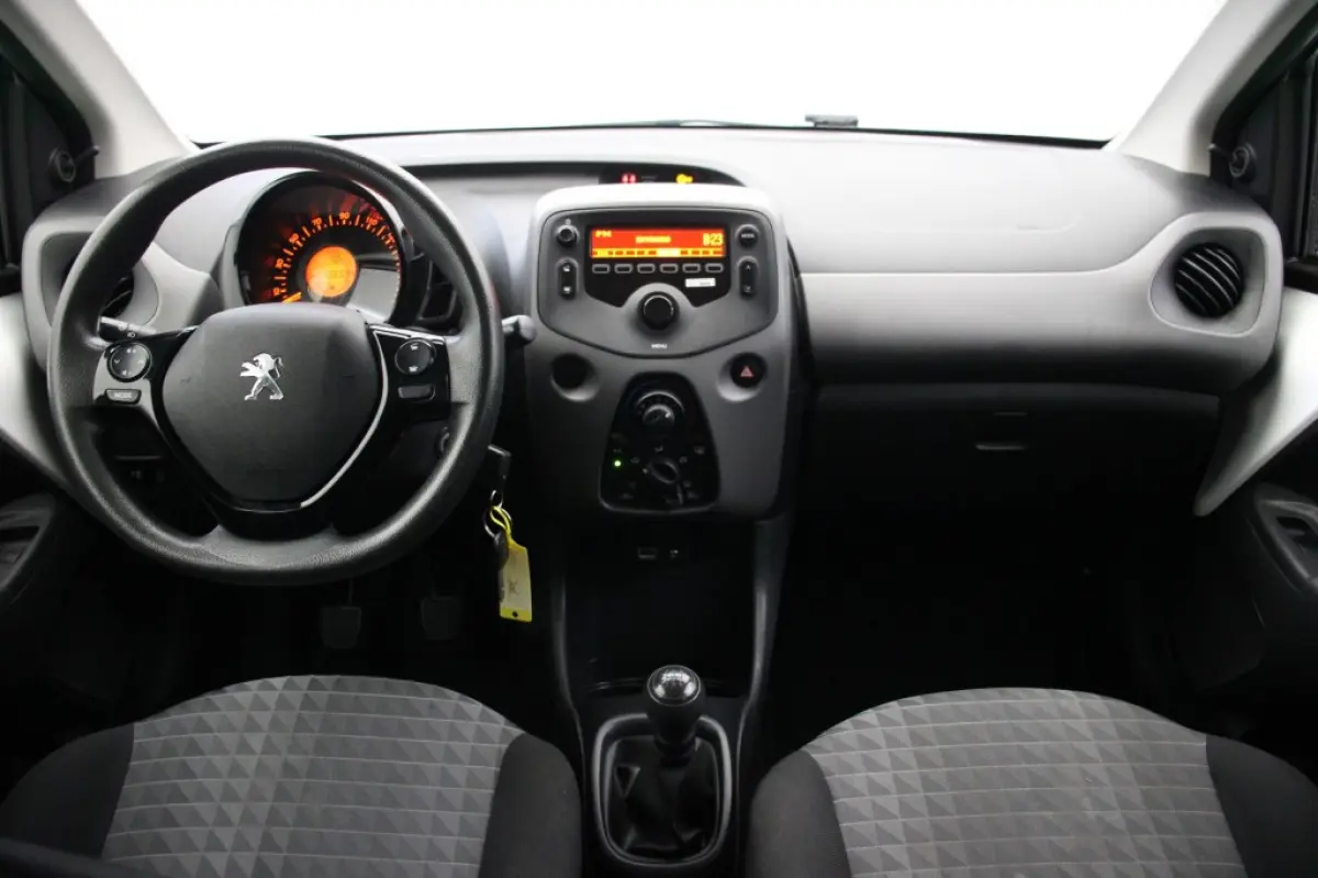 1.0 e-VTi Active 5 Deus - Airco