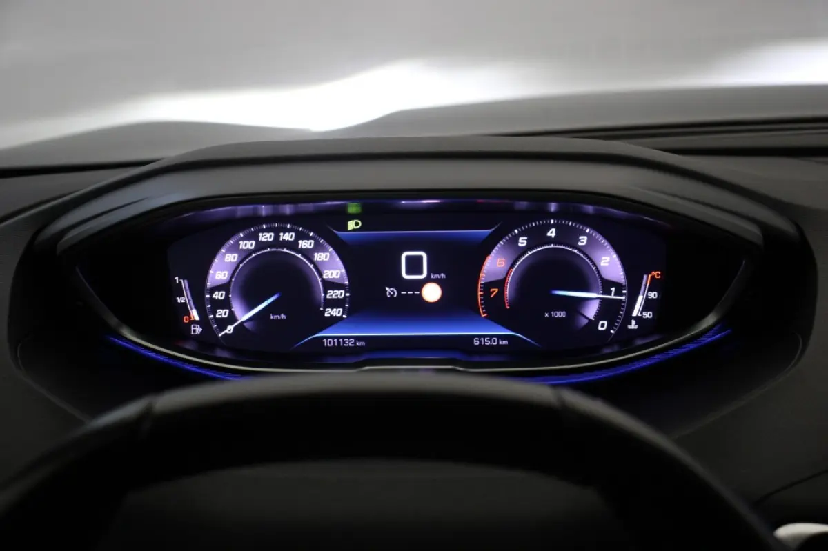 1.2 PureTech Active Pack Business - Digitaal Cockpit, Carplay, Camera
