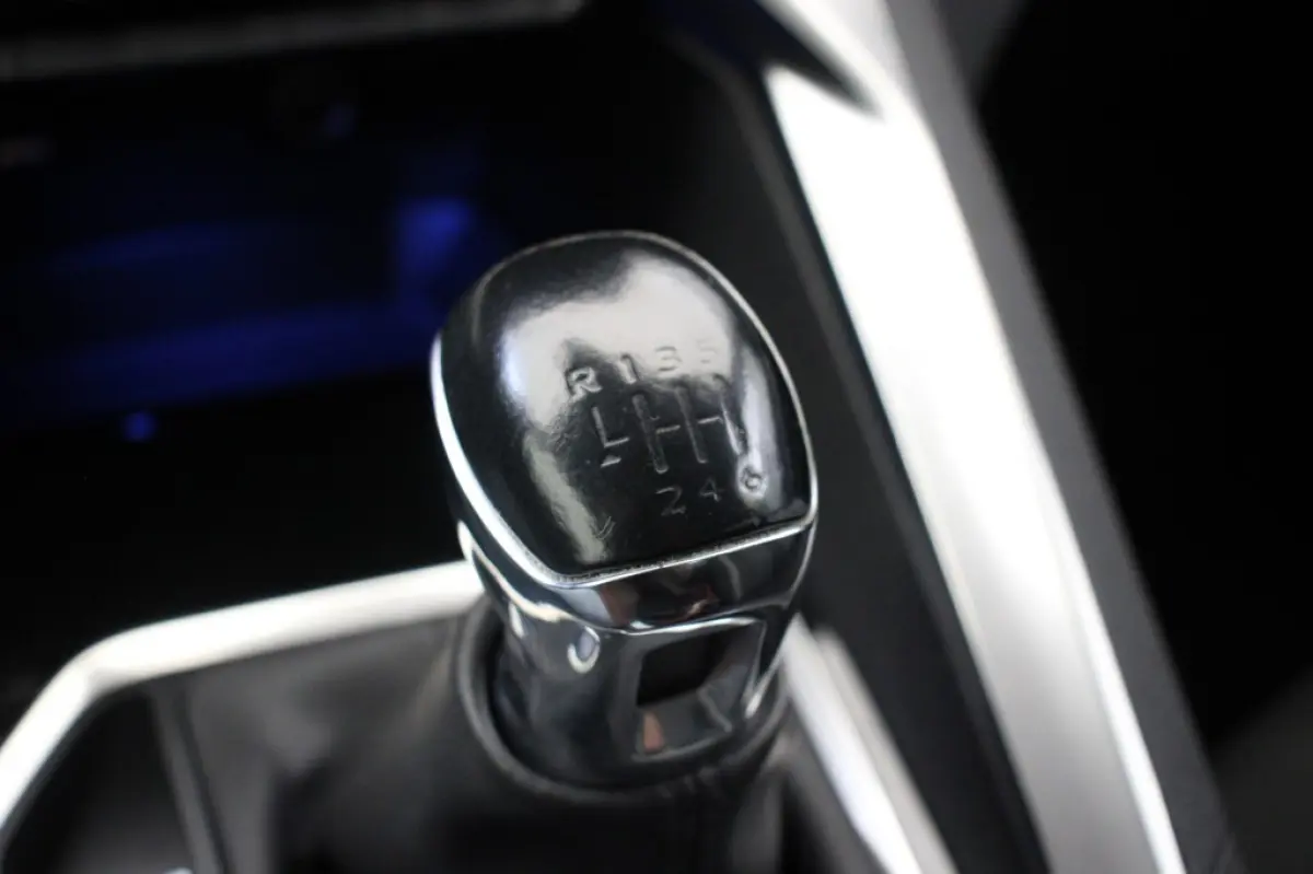 1.2 PureTech Active Pack Business - Digitaal Cockpit, Carplay, Camera