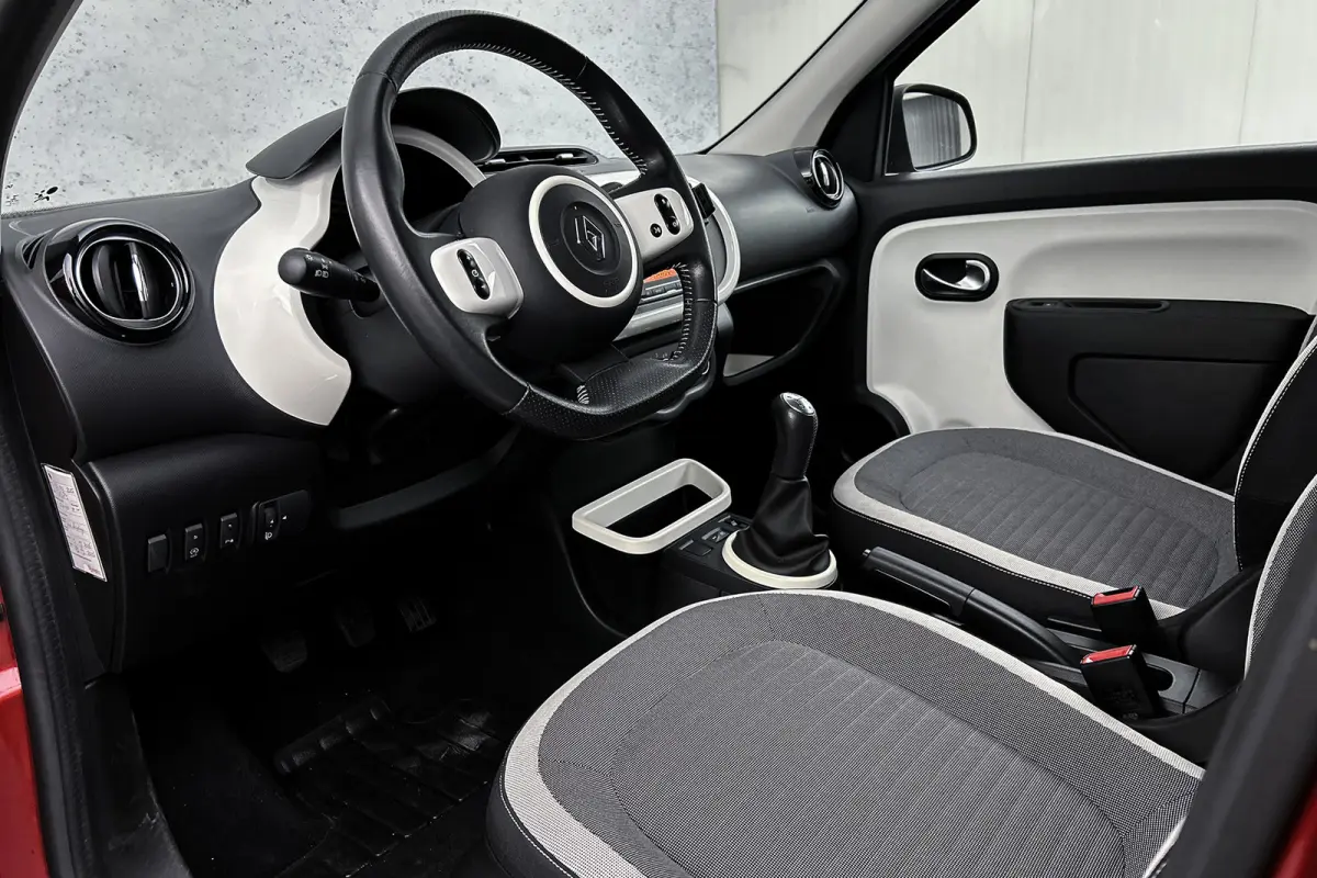 1.0 SCe Limited | Airco | Lichtmetalen velgen | Parkeersensoren