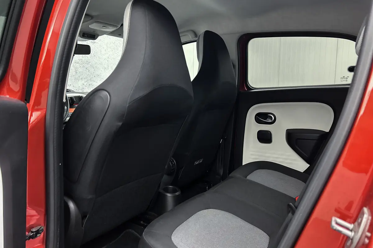 1.0 SCe Limited | Airco | Lichtmetalen velgen | Parkeersensoren