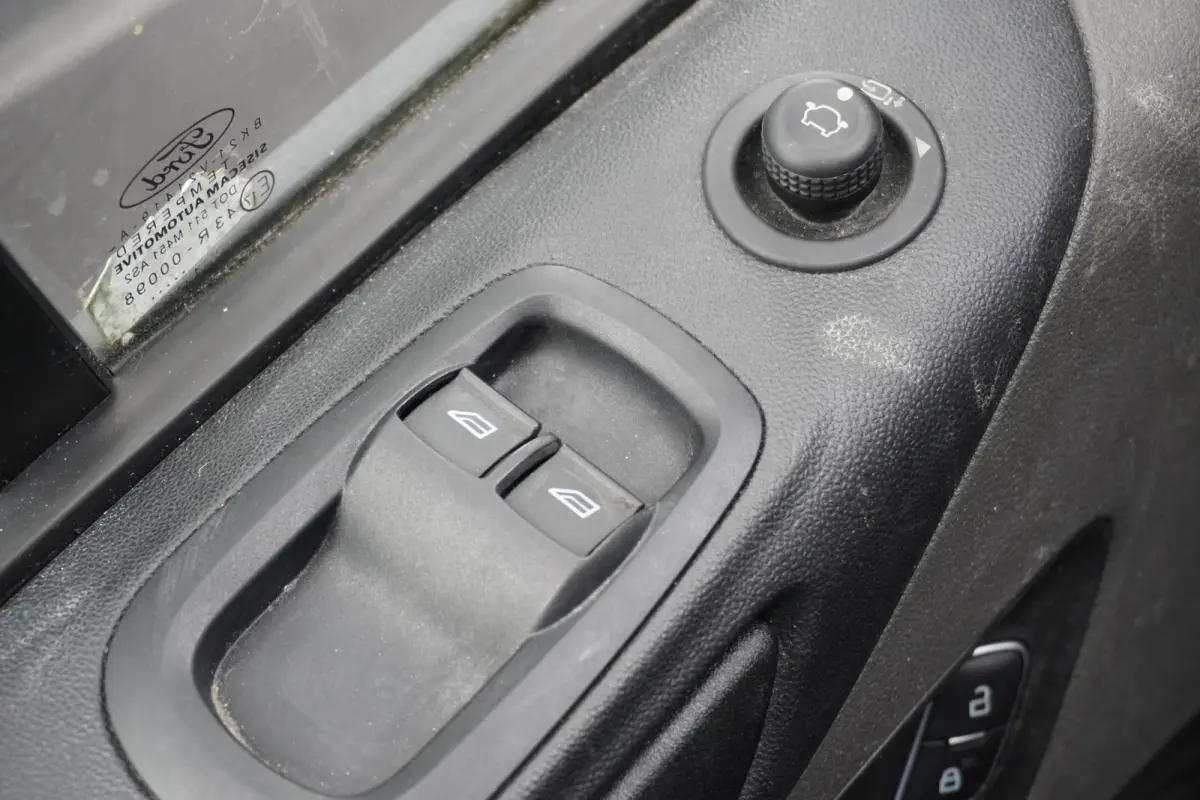 2.0 TDCI EURO 6 - Airco - Cruise - Camera - €14.900,- Excl.